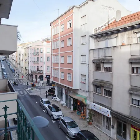 Flh Almirante Reis Spacious Flat