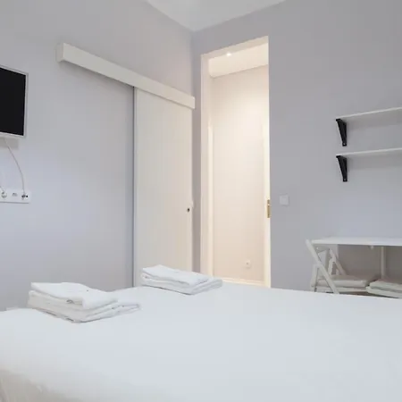 Flh Almirante Reis Spacious Flat *